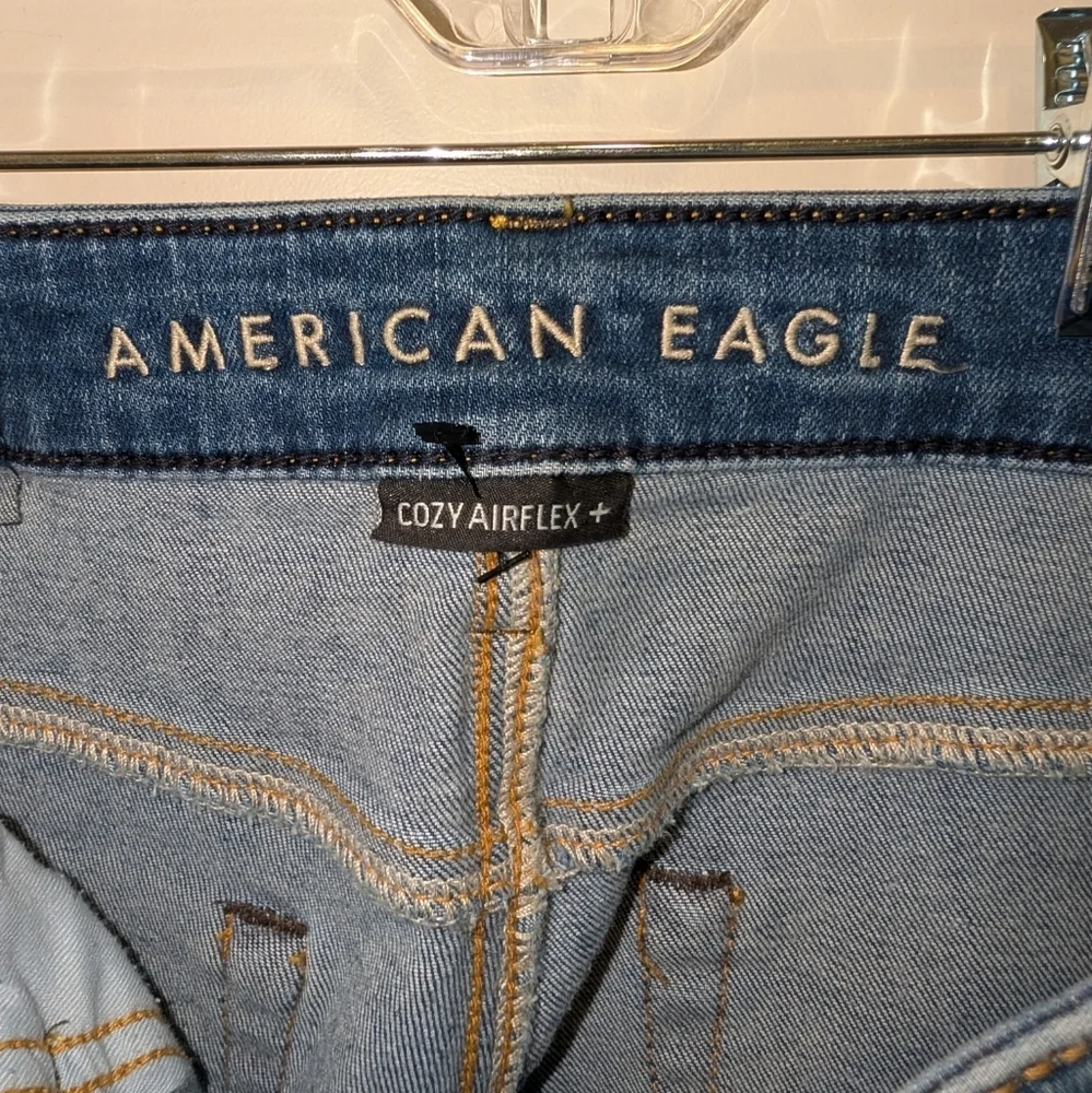 American Eagle Cozy AirFlex+ athletic Jeans - Size 28x28 - Picture 5 of 7